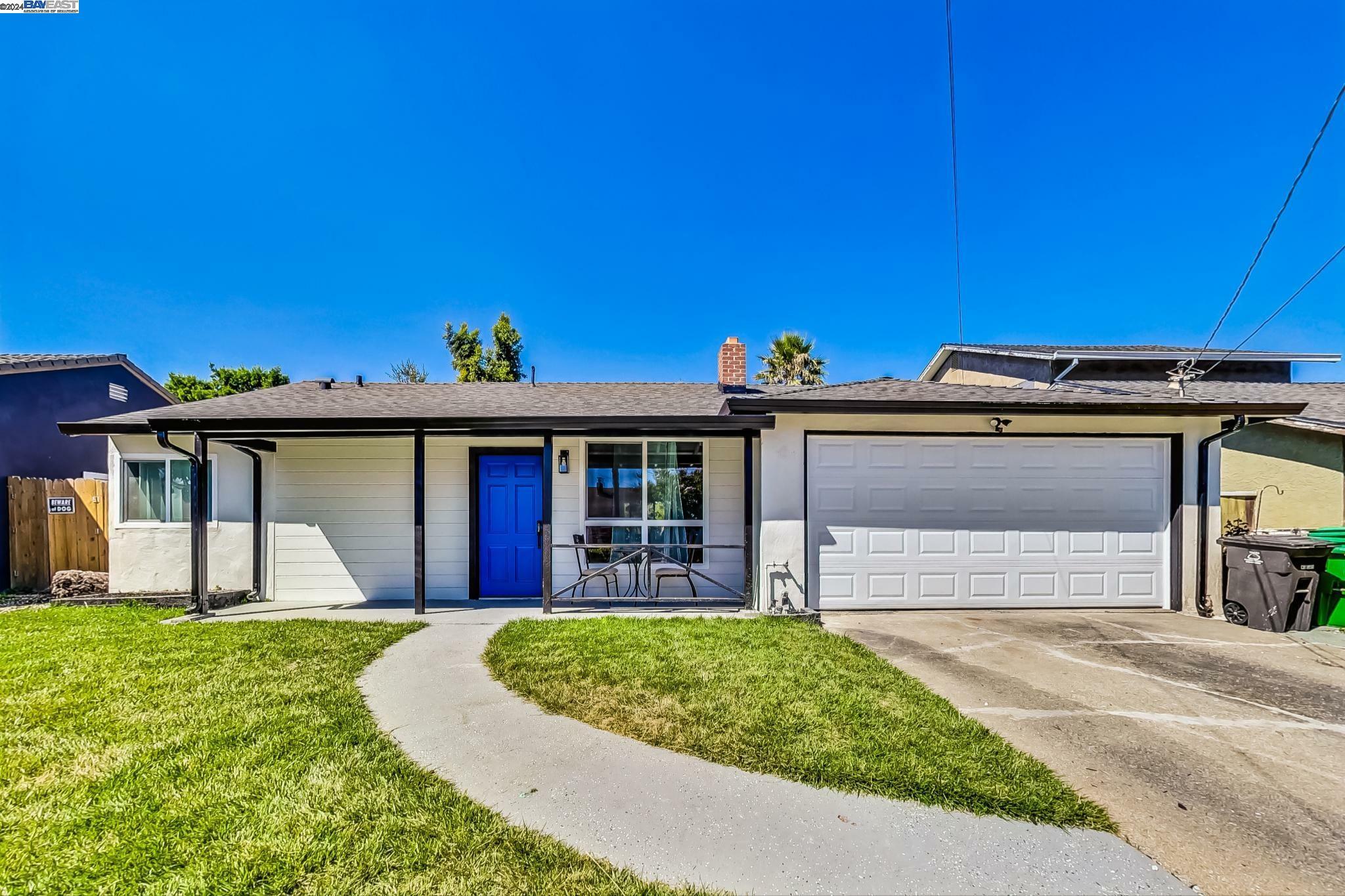 Property Photo:  23679 Lynn St  CA 94541 