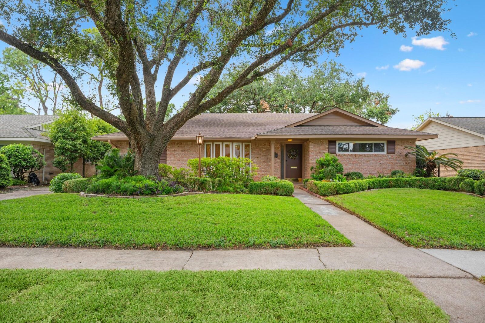Property Photo:  5530 Cheena Drive  TX 77096 