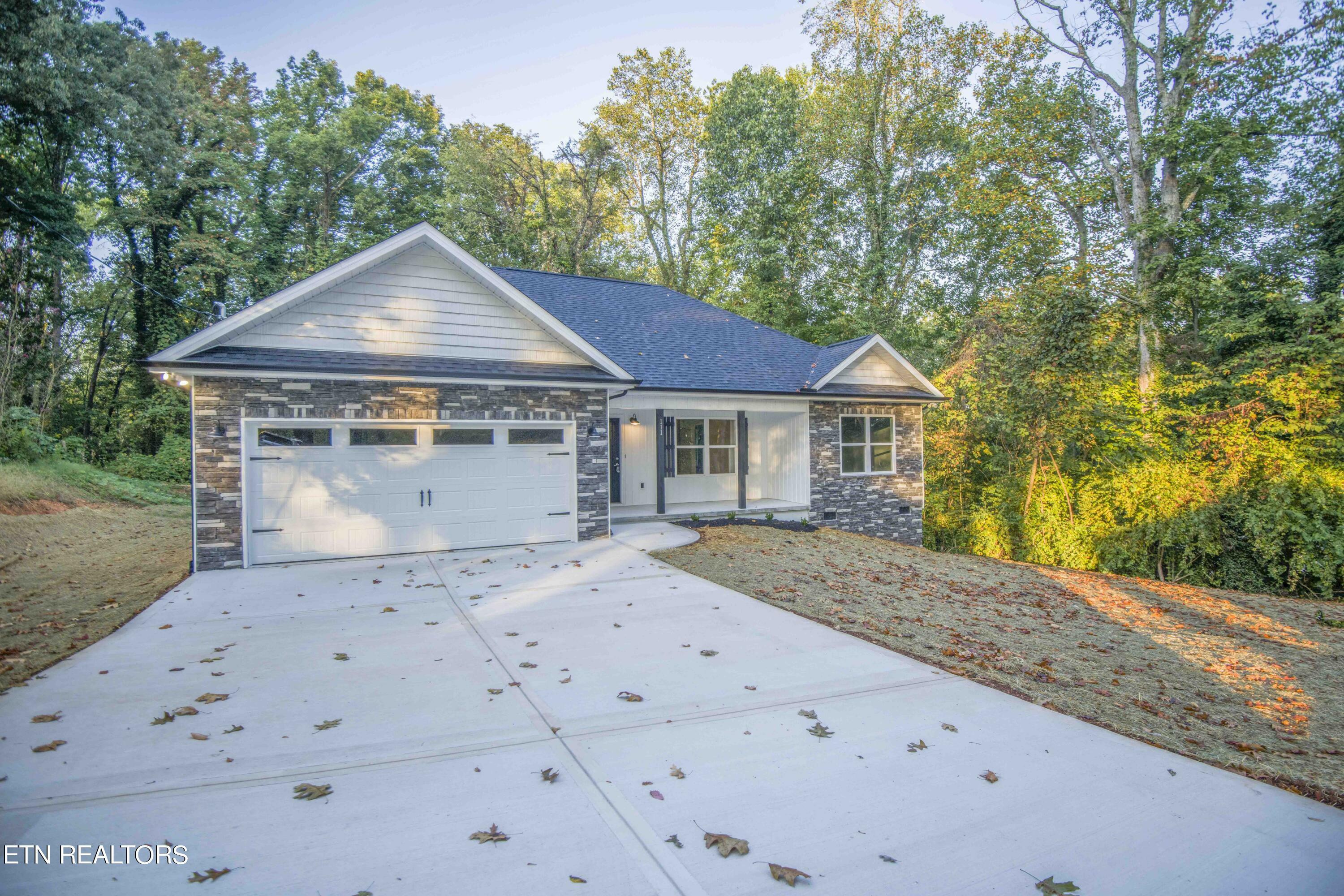 Property Photo:  111 N Walker Lane  TN 37830 