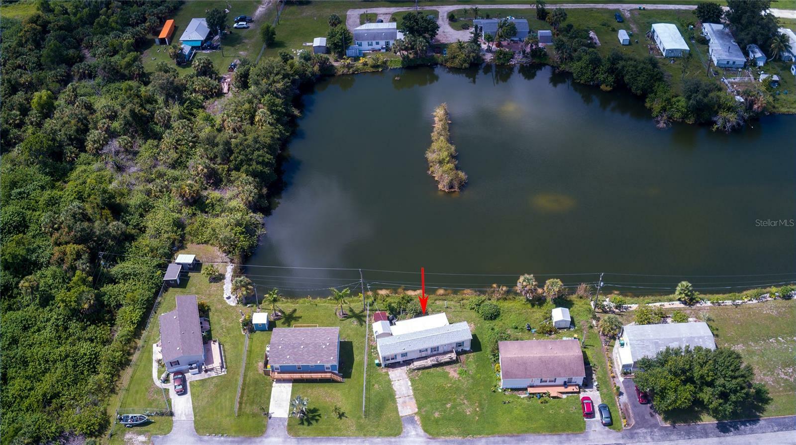 Property Photo:  2811 Carl Avenue  FL 33950 