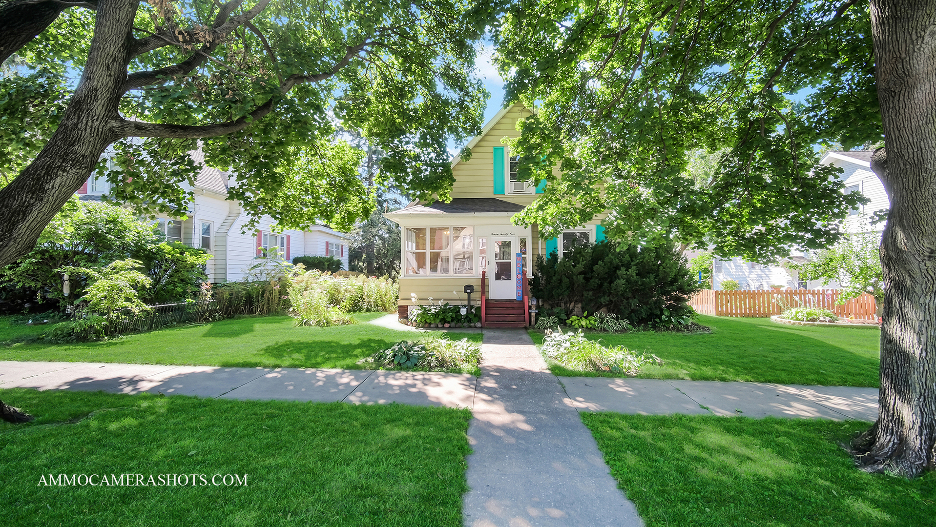 Property Photo:  721 N 12th Street  IL 60115 