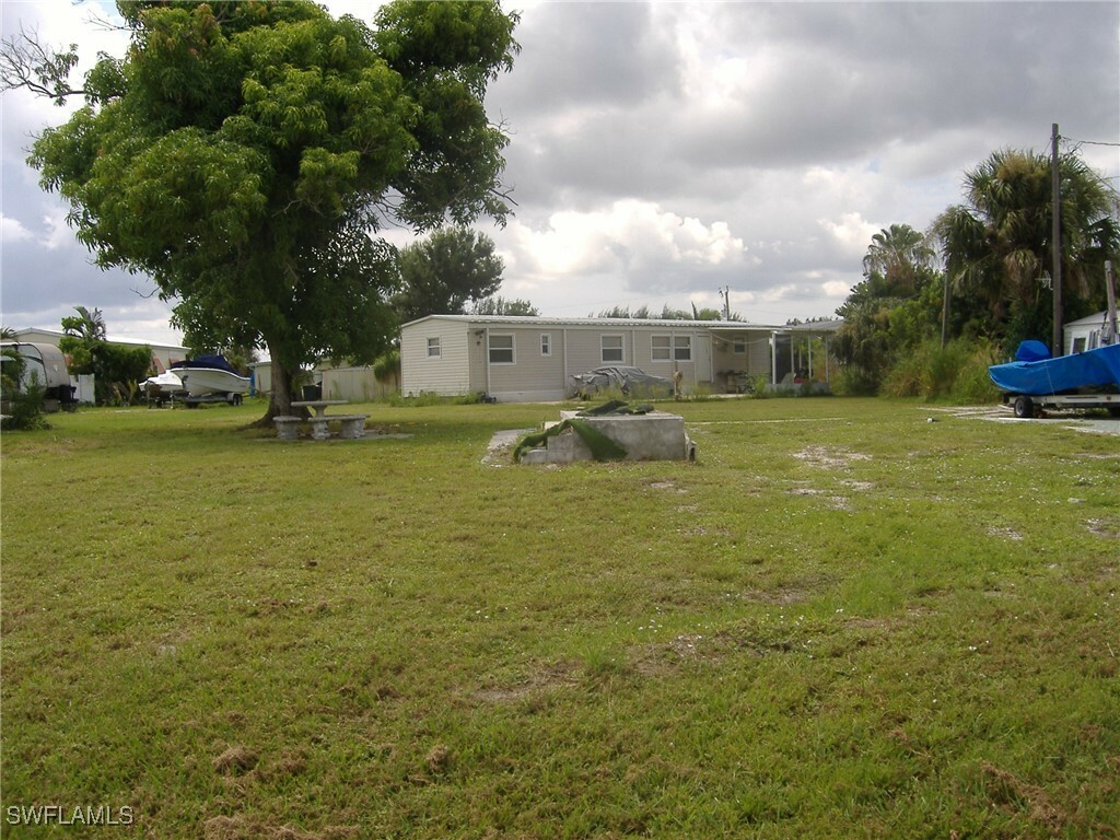 Property Photo:  4873 Sandpiper Drive  FL 33956 