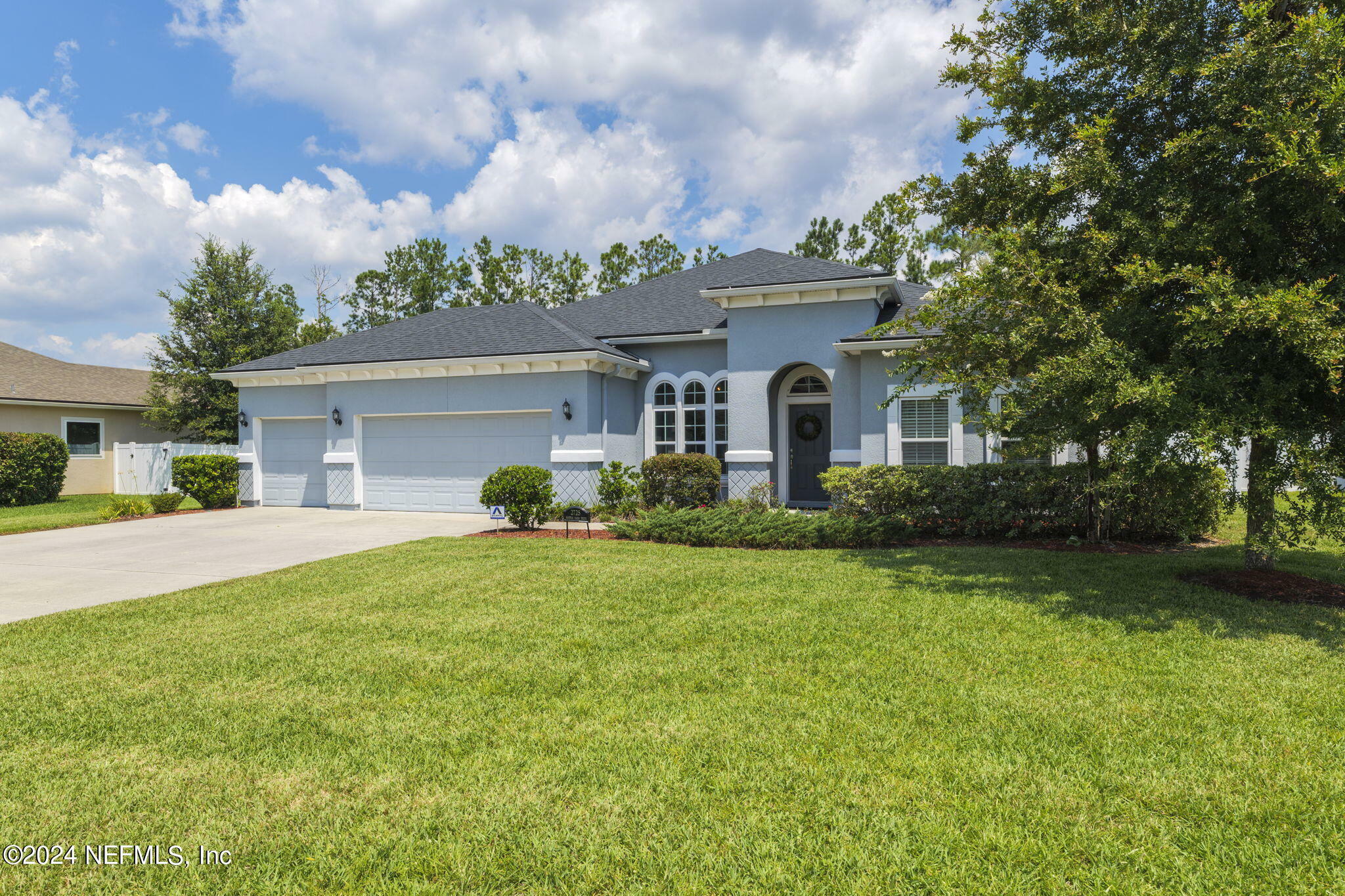 Property Photo:  2725 Haiden Oaks Drive  FL 32223 