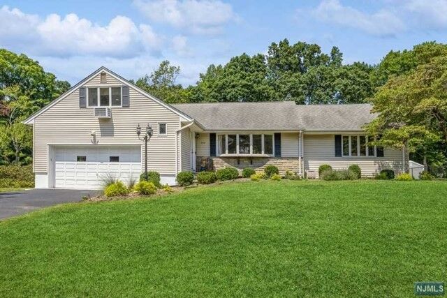 Property Photo: 558 Baylor Avenue NJ 07675