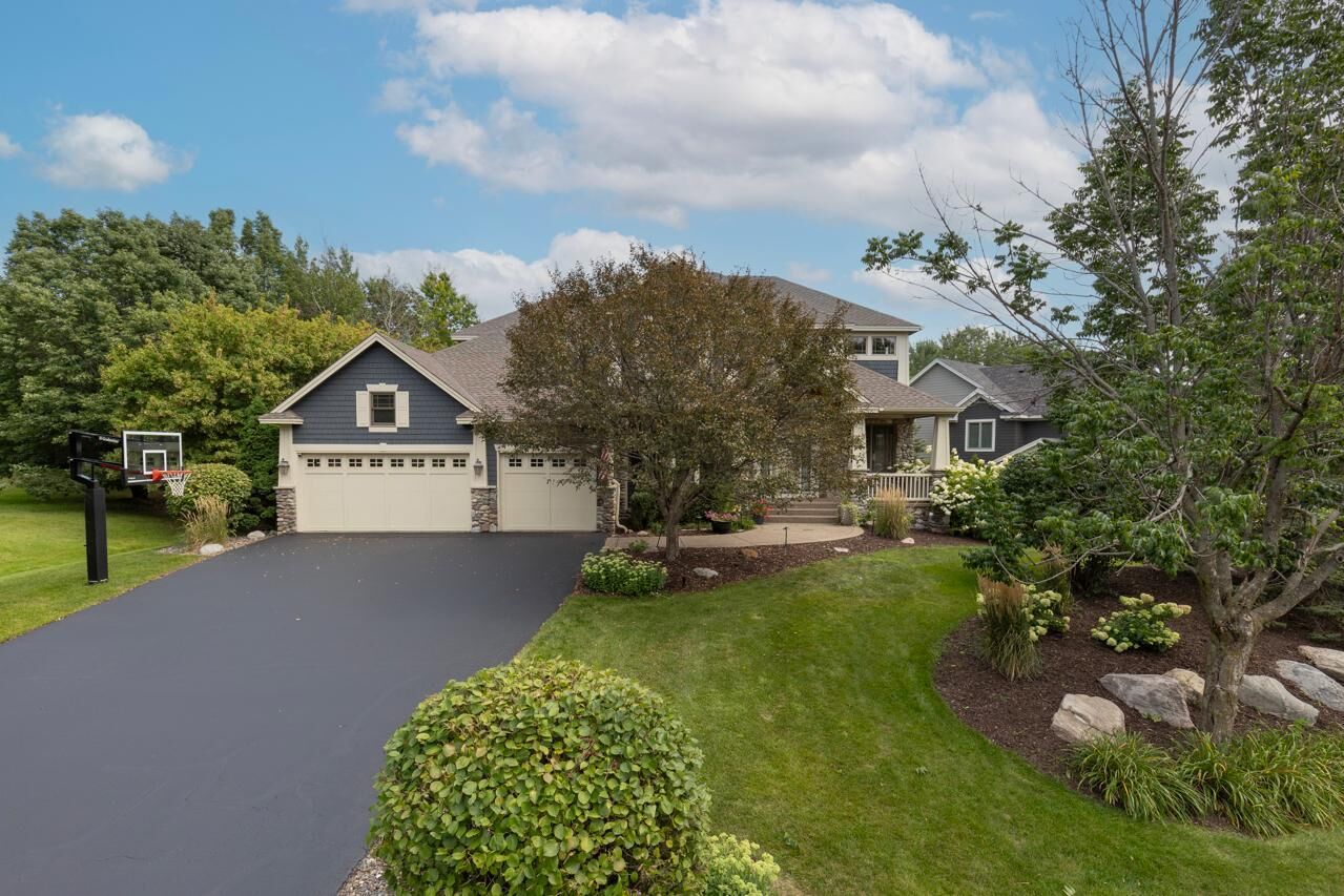 Property Photo: 11372 Entrevaux Drive MN 55347