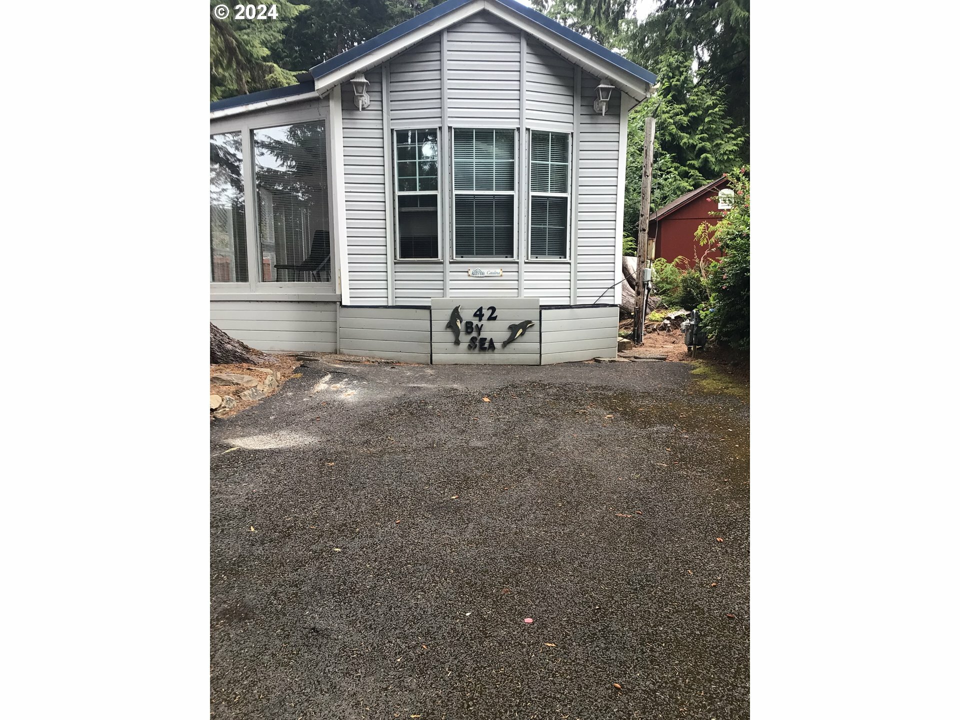 Property Photo: 3700 N Highway 101 42 OR 97341