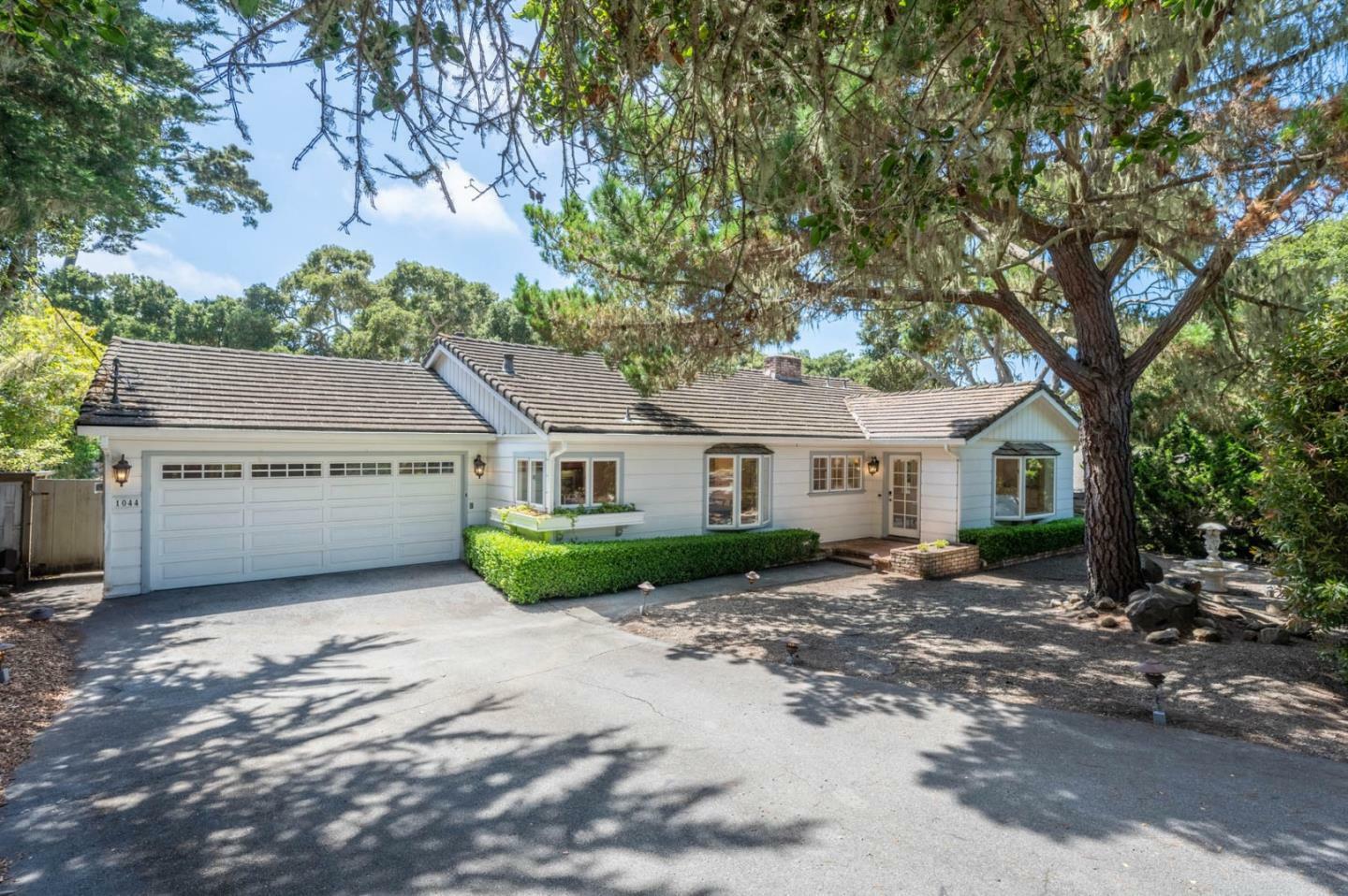 Property Photo:  1044 Lost Barranca Road  CA 93953 