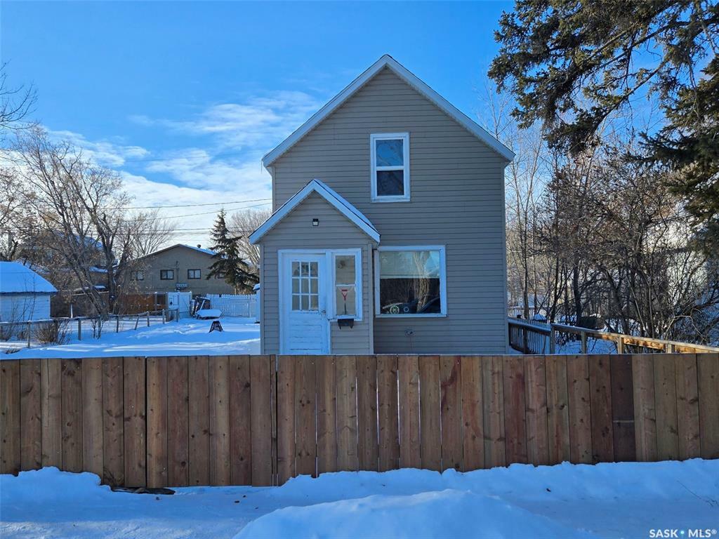 1641 102nd Street  North Battleford SK S9A 1G9 photo