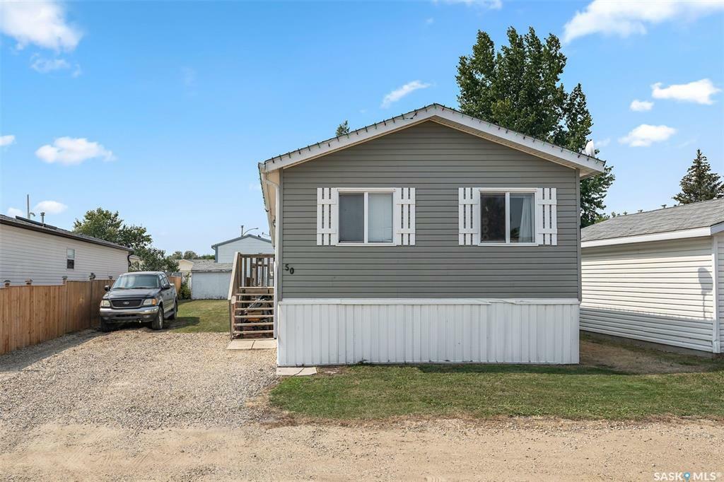 Photo de la propriété:  50 Mulberry Road  SK S7B 0A4 