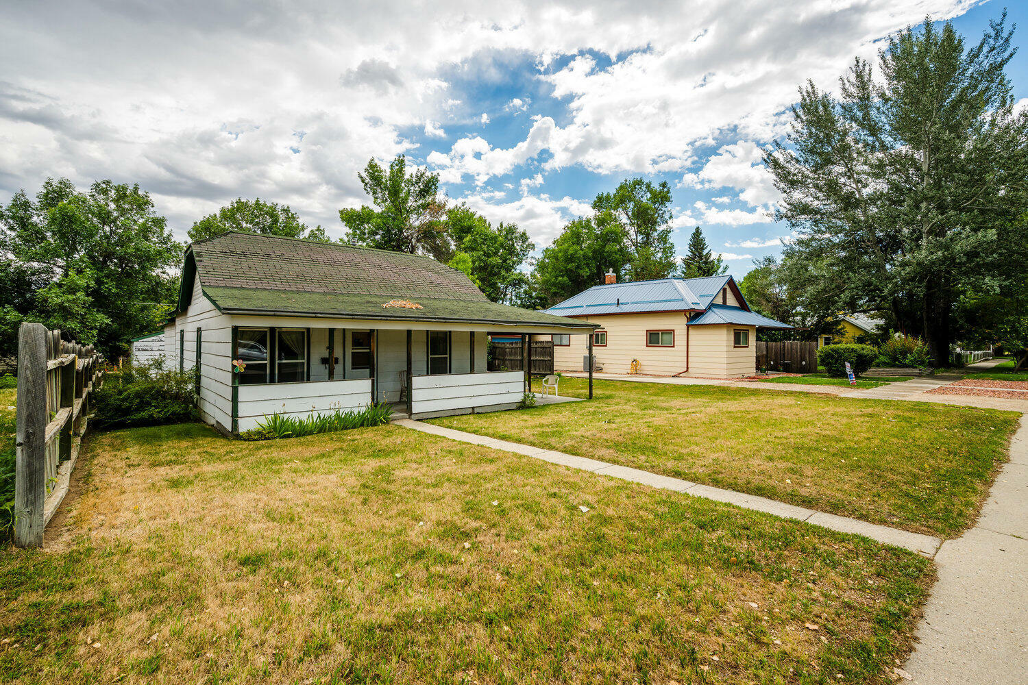 Property Photo:  461 N Burritt Avenue  WY 82834 