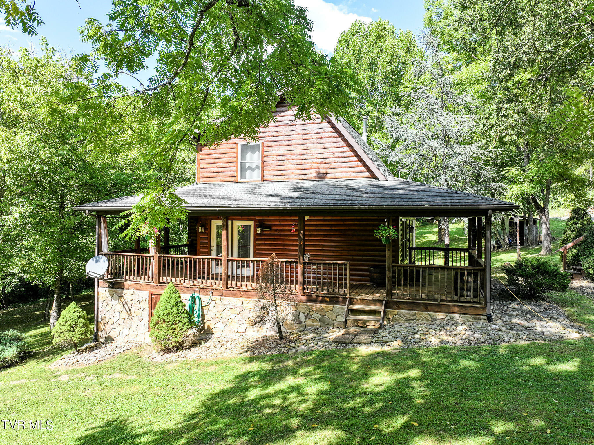 Property Photo:  1427 Highway 340  TN 37843 