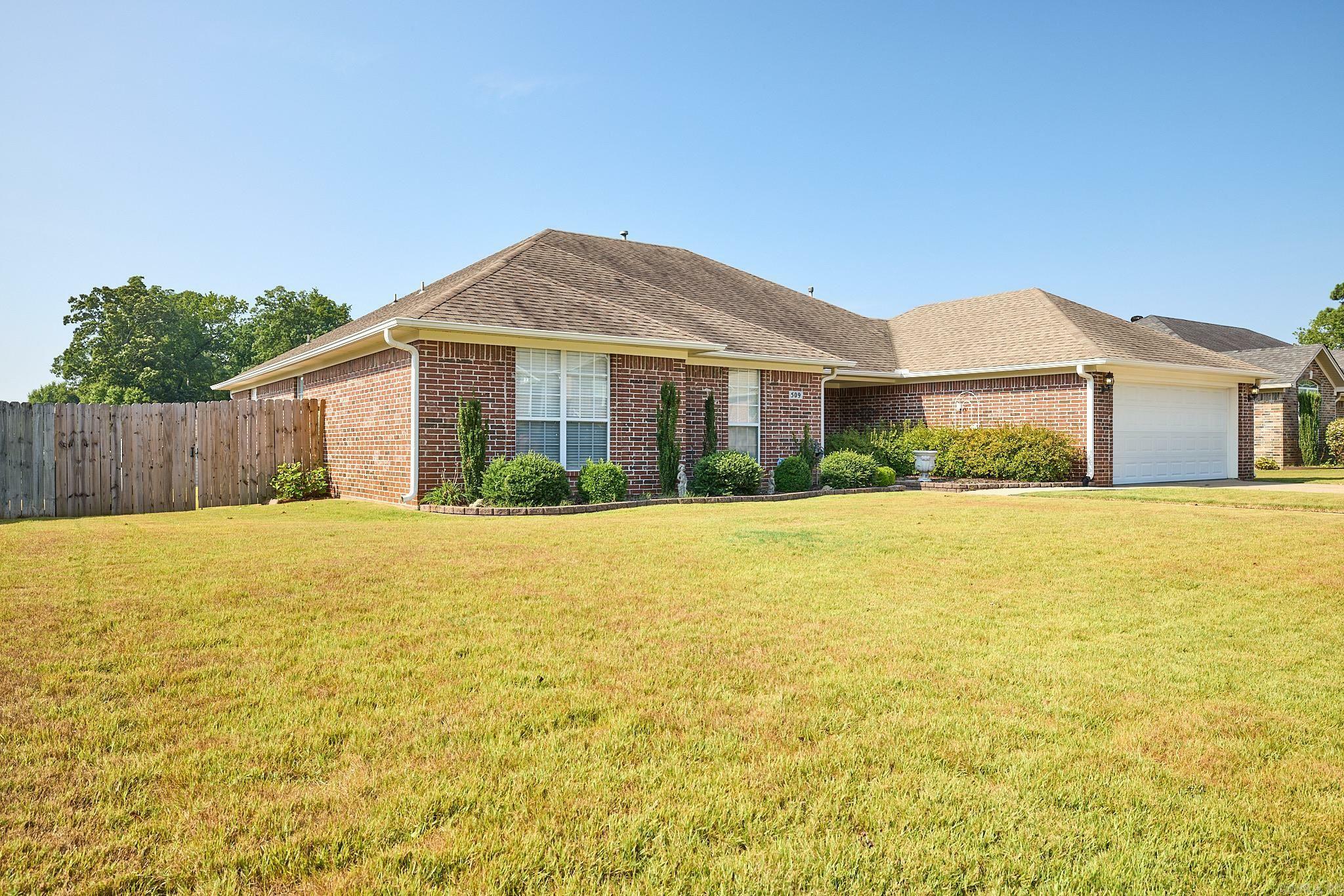 Property Photo:  509 Brookside Drive  AR 72022 