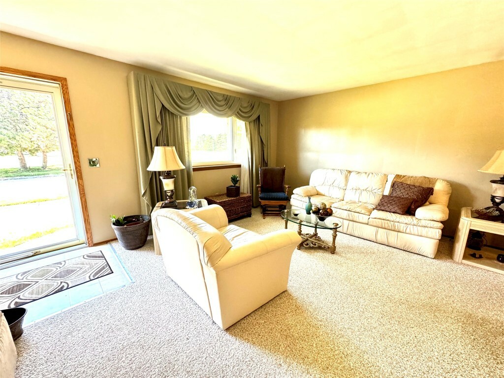 Property Photo:  549 E 36th Street  PA 16504 