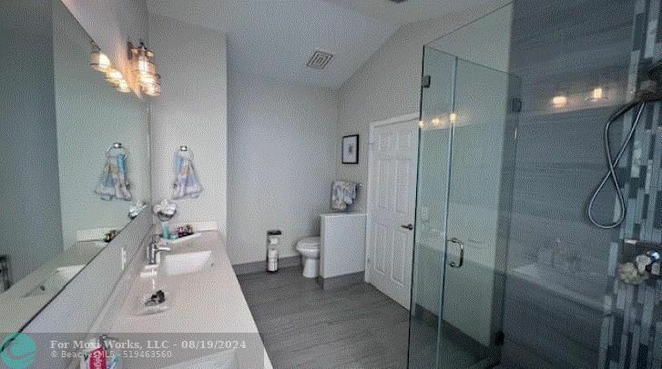 Property Photo:  960 NW 156th Ave  FL 33028 