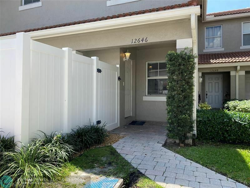 Property Photo:  12646 SW 54th Ct  FL 33027 