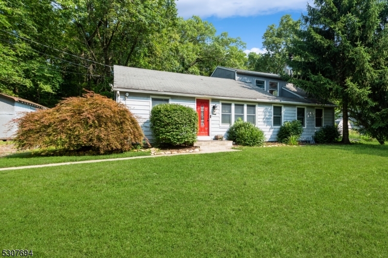 Property Photo:  521 W Hill Rd  NJ 08826 