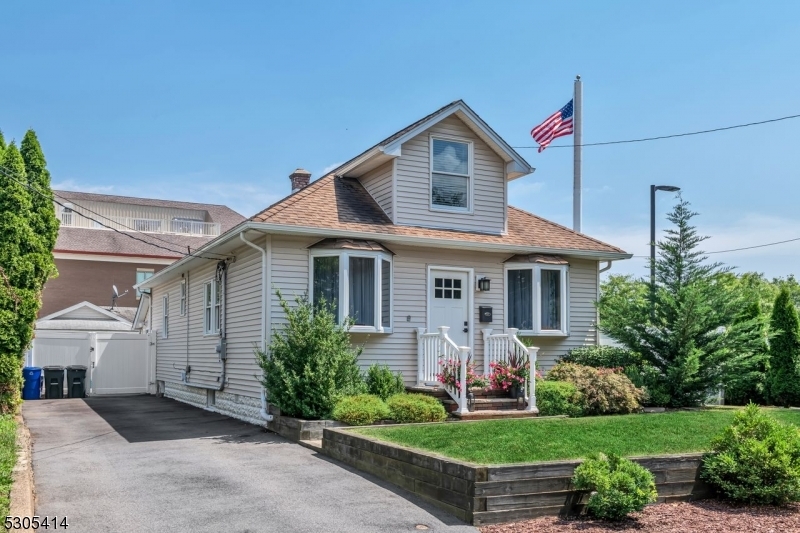 Property Photo: 7 Rhinesmith Ave NJ 07465