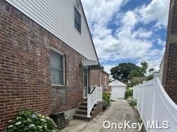 Property Photo:  918 N 6th Street  NY 11040 