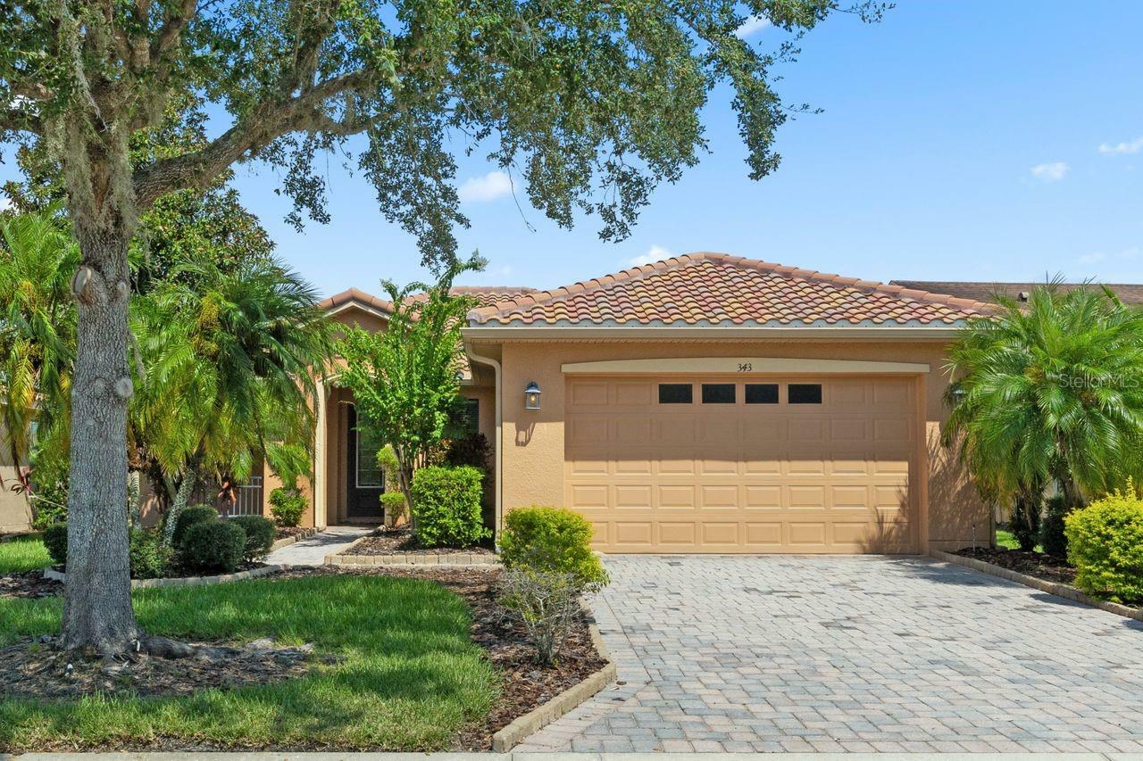 Property Photo:  343 Indian Wells Avenue  FL 34759 