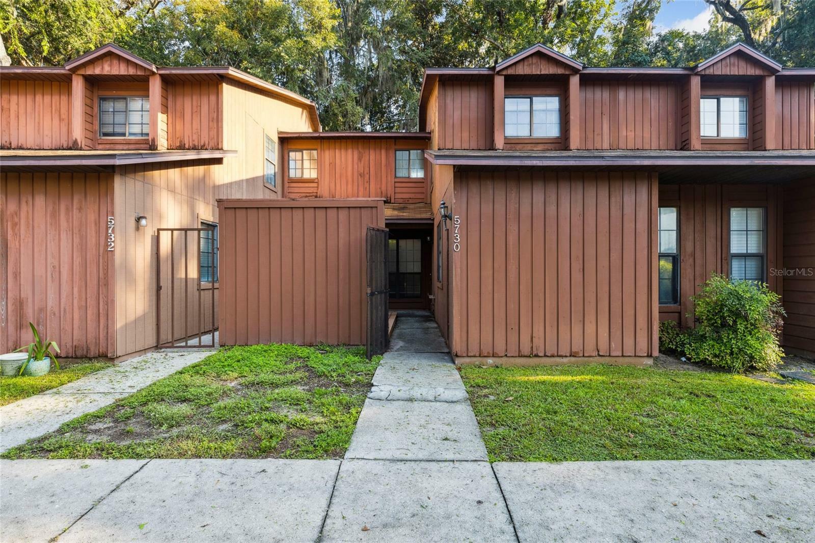 Property Photo: 5730 SW 8th Place FL 32607