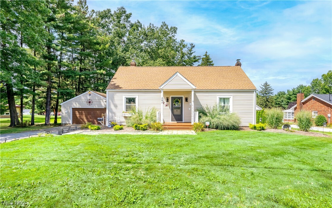 Property Photo: 405 N Middle Street OH 44408