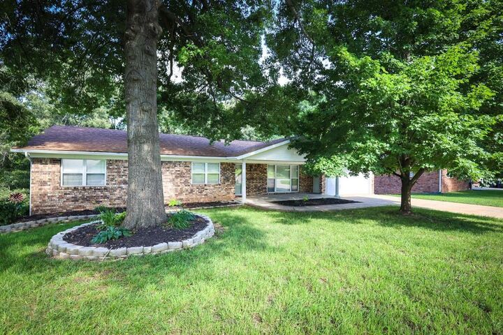 705 N Liberty  Harrison AR 72601 photo