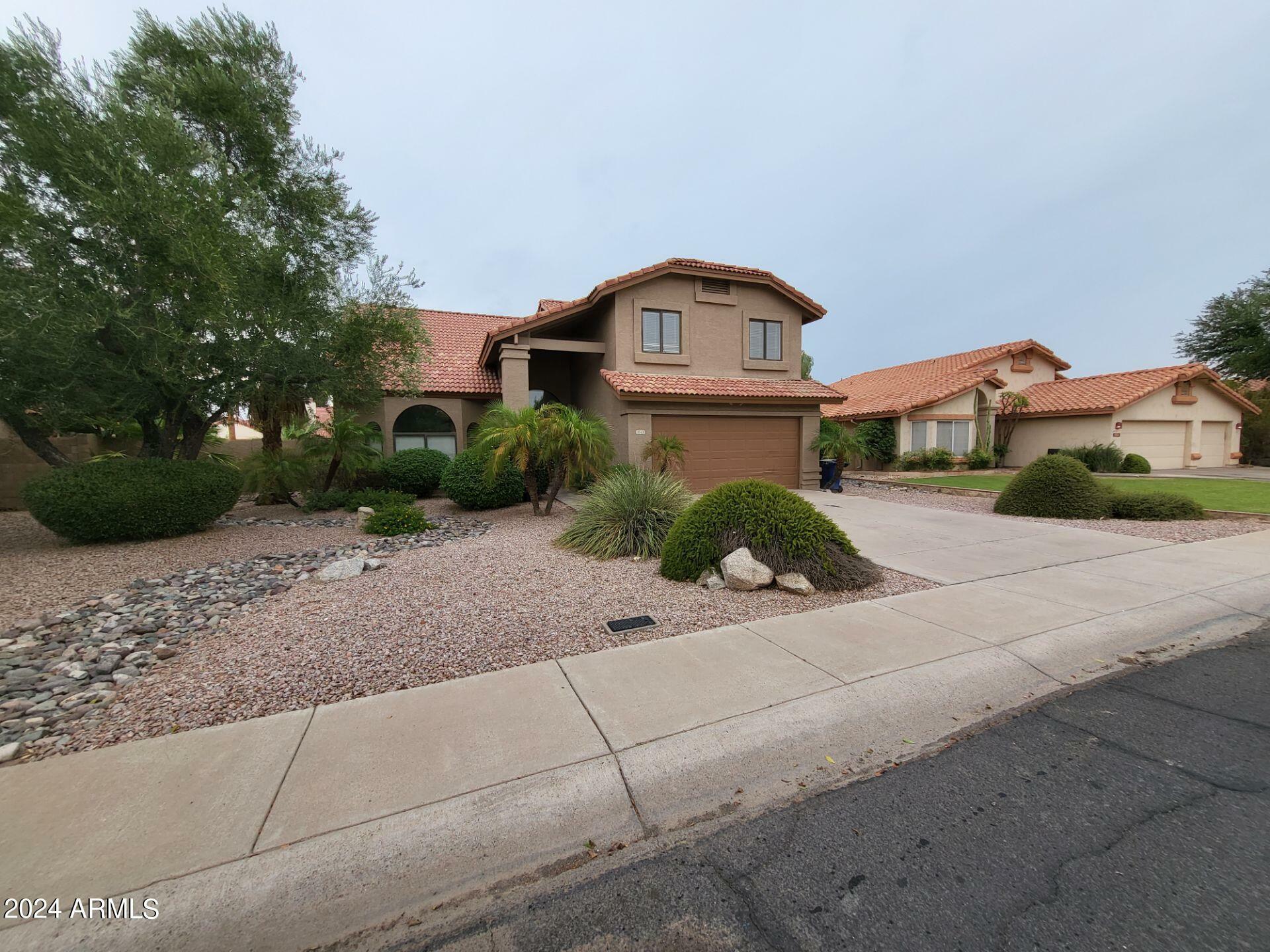 Property Photo:  1948 E Belmont Drive  AZ 85284 