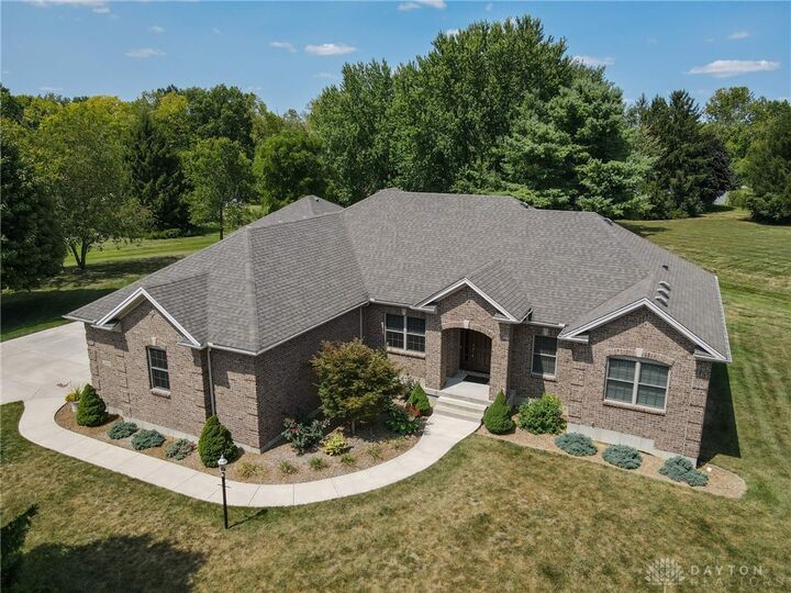 2493 Bryan Court  Xenia OH 45385 photo