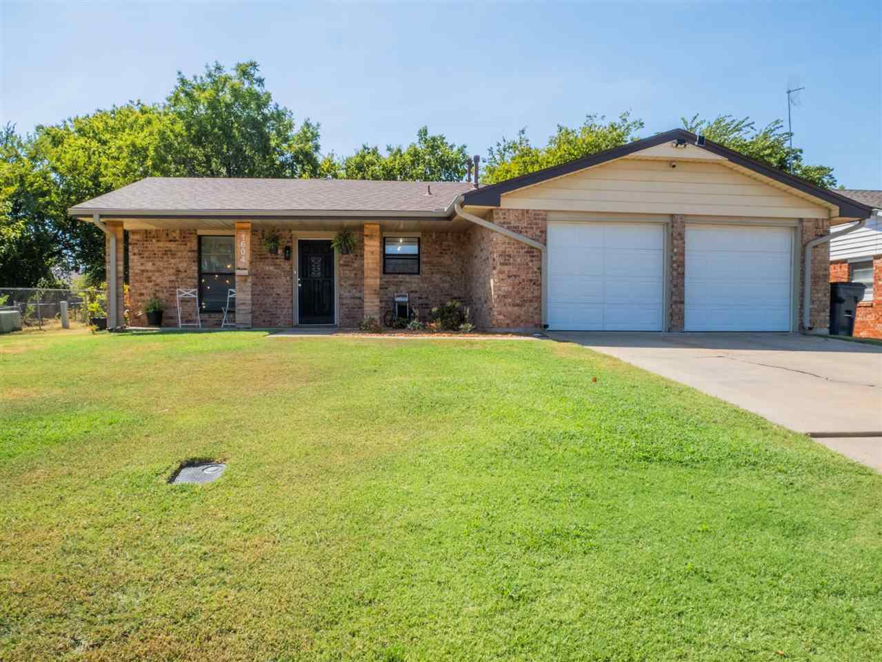 Property Photo:  1604 NW Beechwood Dr  OK 73505 