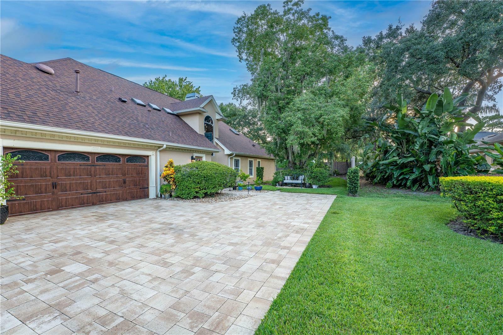 Property Photo:  2884 Old Castle Drive  FL 32792 