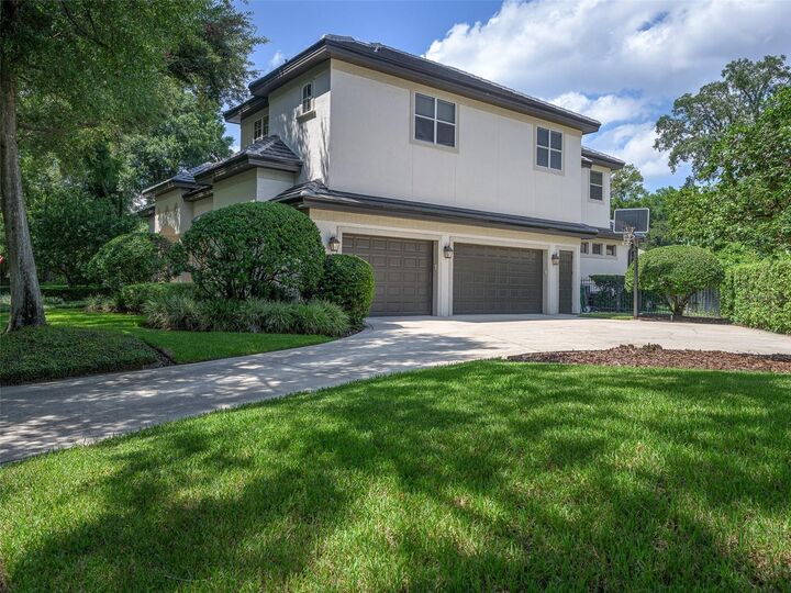 Property Photo: 1356 W Lake Colony Drive FL 32751