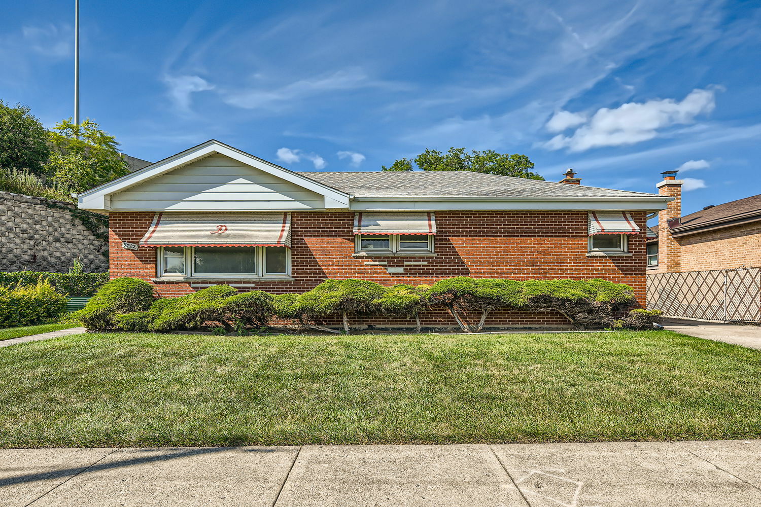Property Photo: 9722 Florence Avenue IL 60176