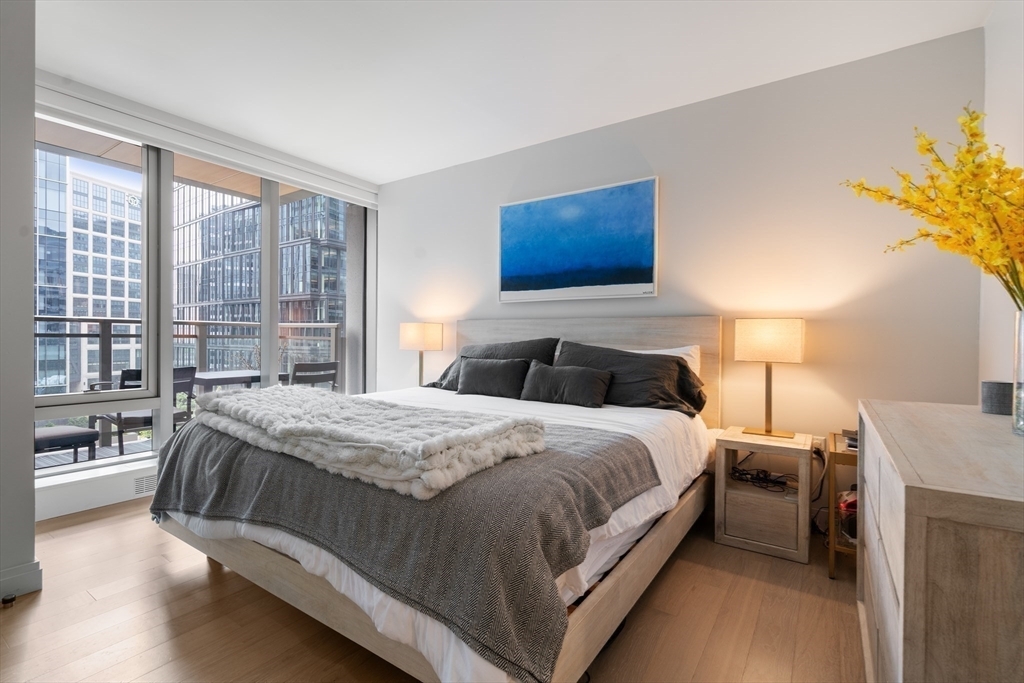 Property Photo:  133 Seaport Blvd 805  MA 02210 