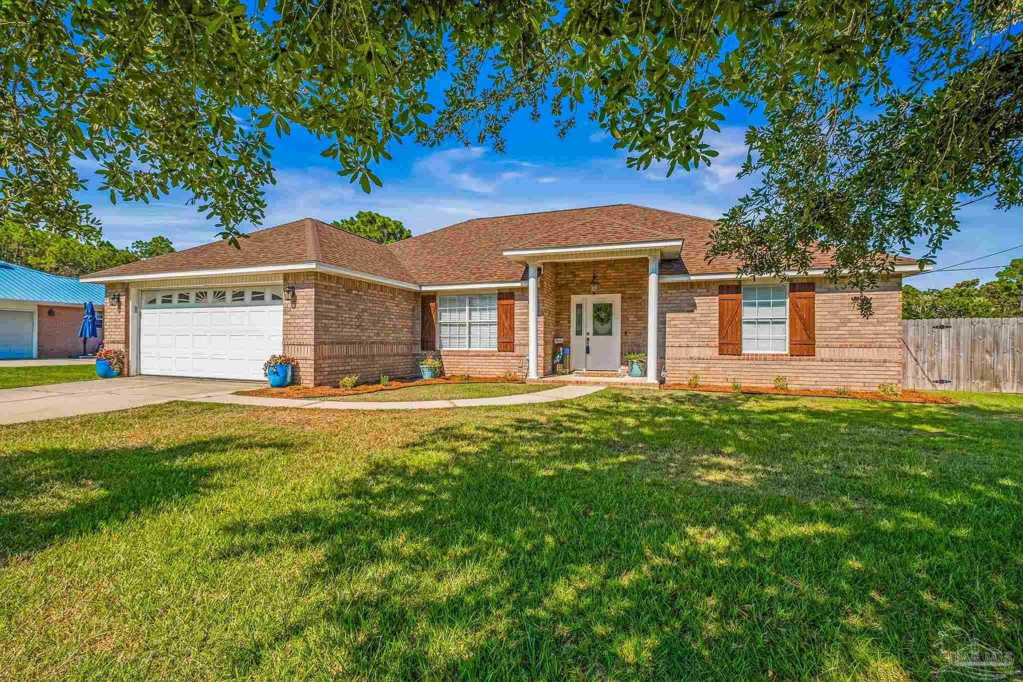 Property Photo:  1015 Adrian Way  FL 32583 