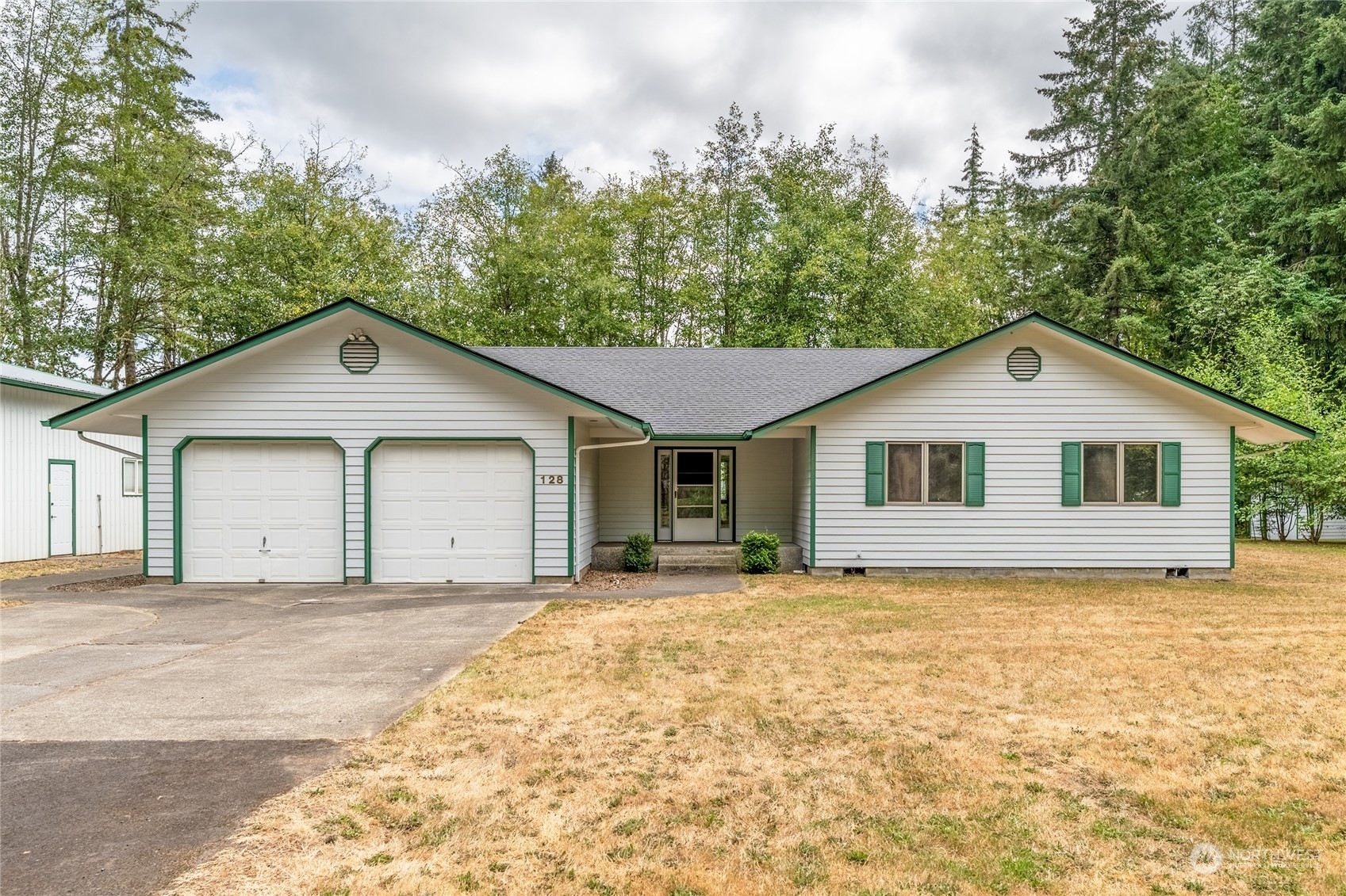 Property Photo:  128 View Crest Drive  WA 98611 