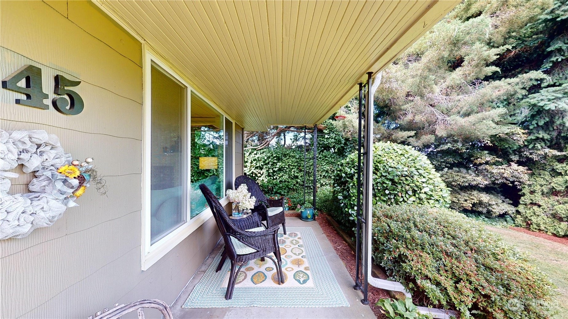 Property Photo:  145 NE 95th  WA 98115 