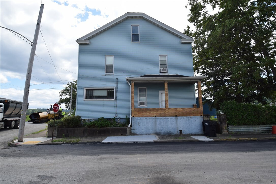 Property Photo:  301 Allegheny Ave  PA 15001 