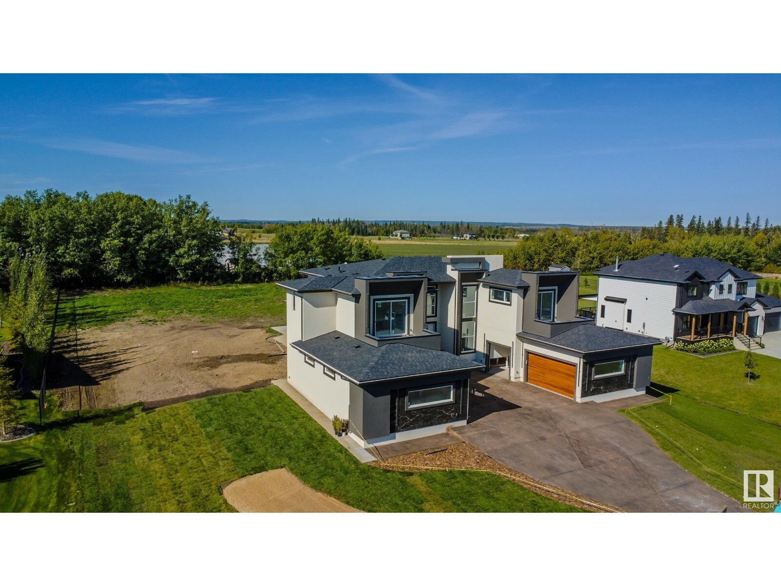 Photo de la propriété:  48 26409 Twp Rd 532A  AB T7X 4M1 