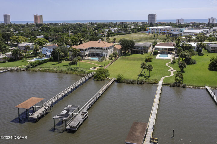 Property Photo:  1199 N Halifax Avenue  FL 32118 
