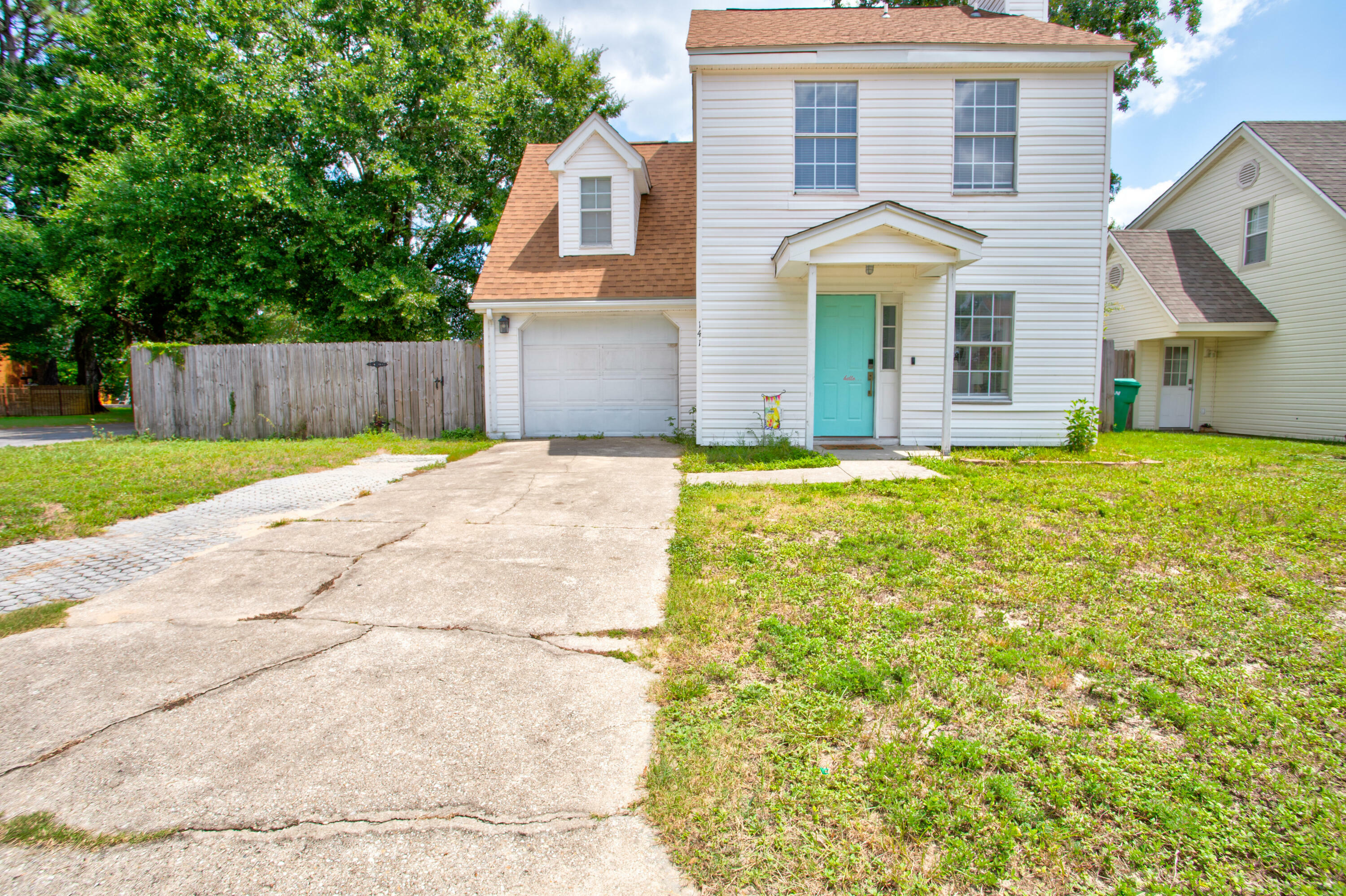 Property Photo:  141 Scranton Street  FL 32547 