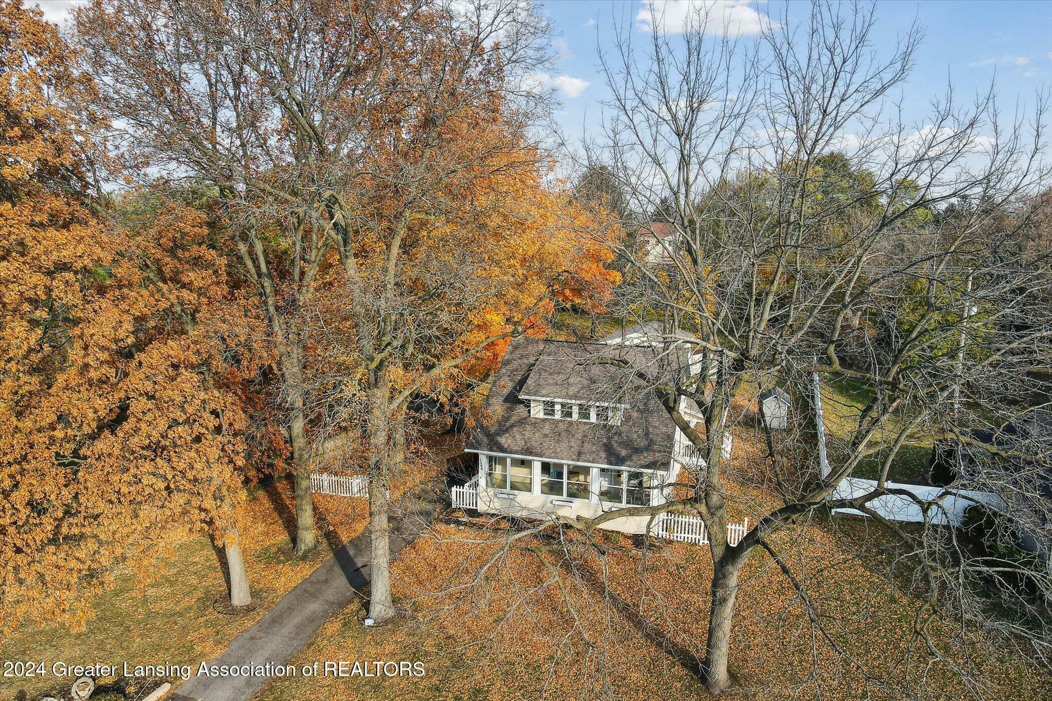 Property Photo:  1298 Haslett Road  MI 48840 