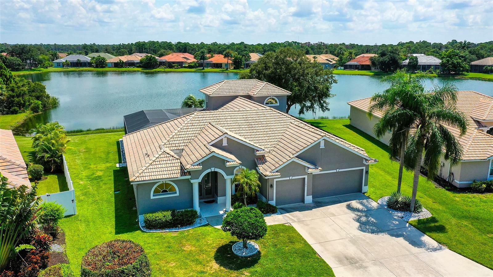 Property Photo:  1085 Mallard Marsh Drive  FL 34229 