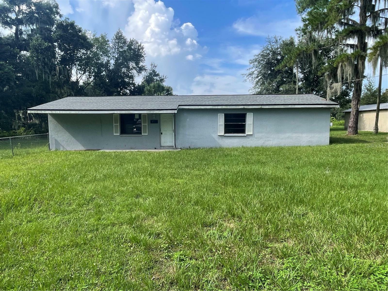 Property Photo:  9707 Lithia Pinecrest Road  FL 33547 