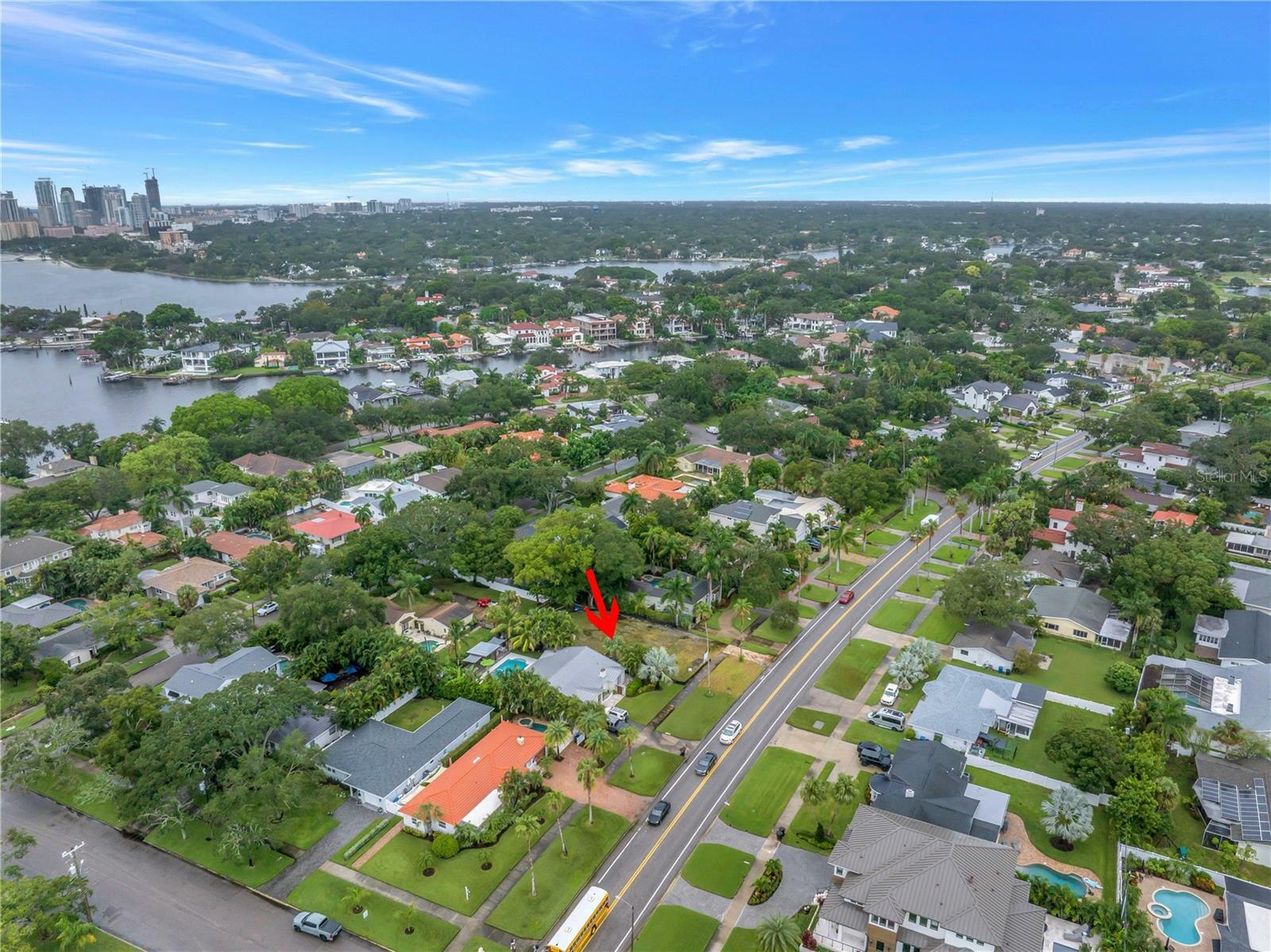 Property Photo:  945 Snell Isle Boulevard NE  FL 33704 