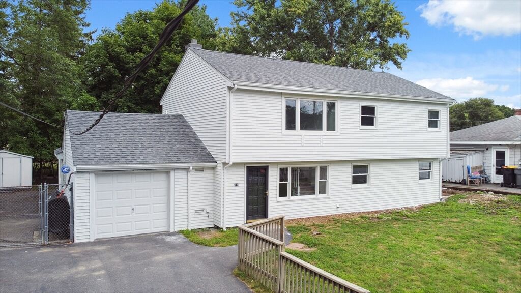 Property Photo: 14 Brookfield Ave MA 01701