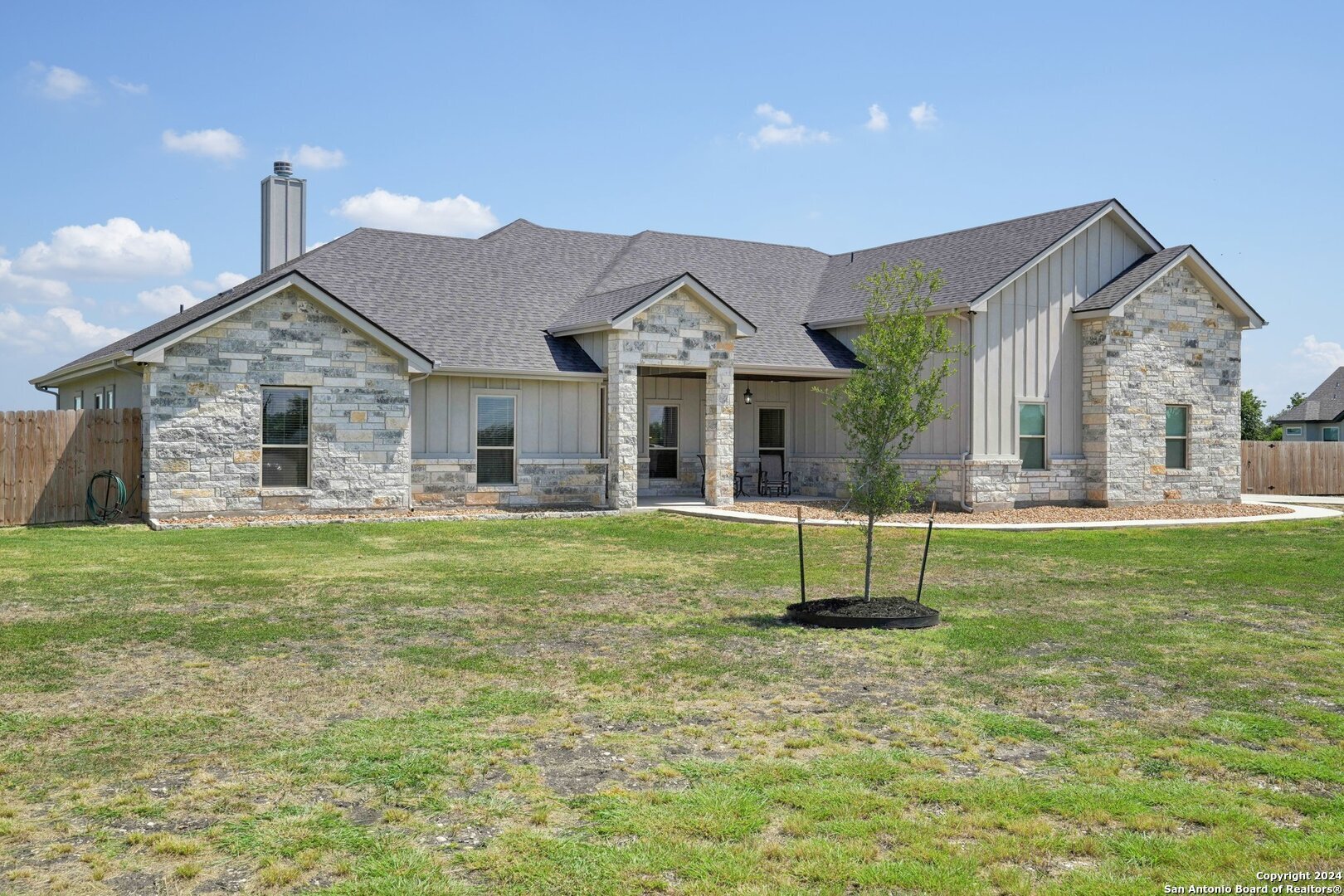 Property Photo: 103 Rustic Woods TX 78124