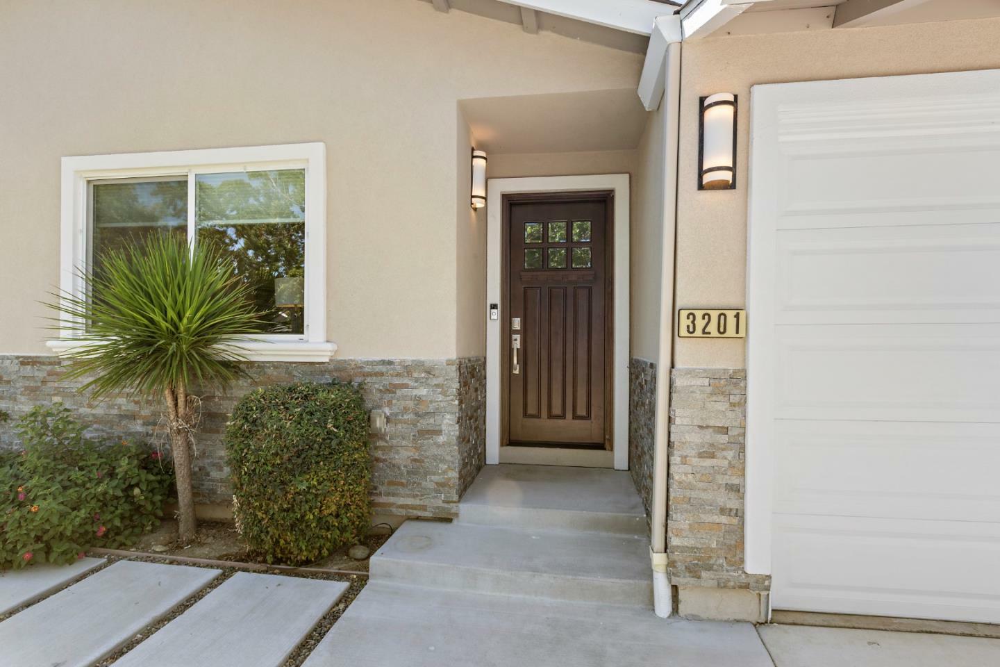 Property Photo:  3201 Taper Avenue  CA 95124 