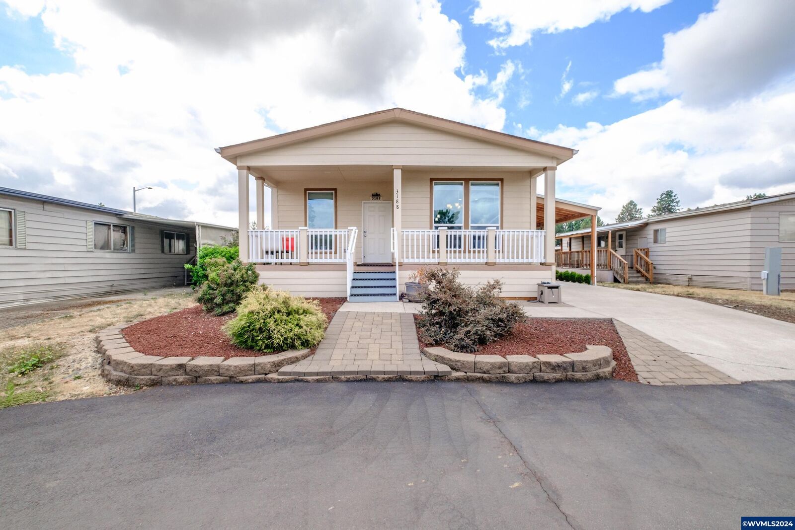Property Photo:  3188  Turner Rd  OR 97302-2031 