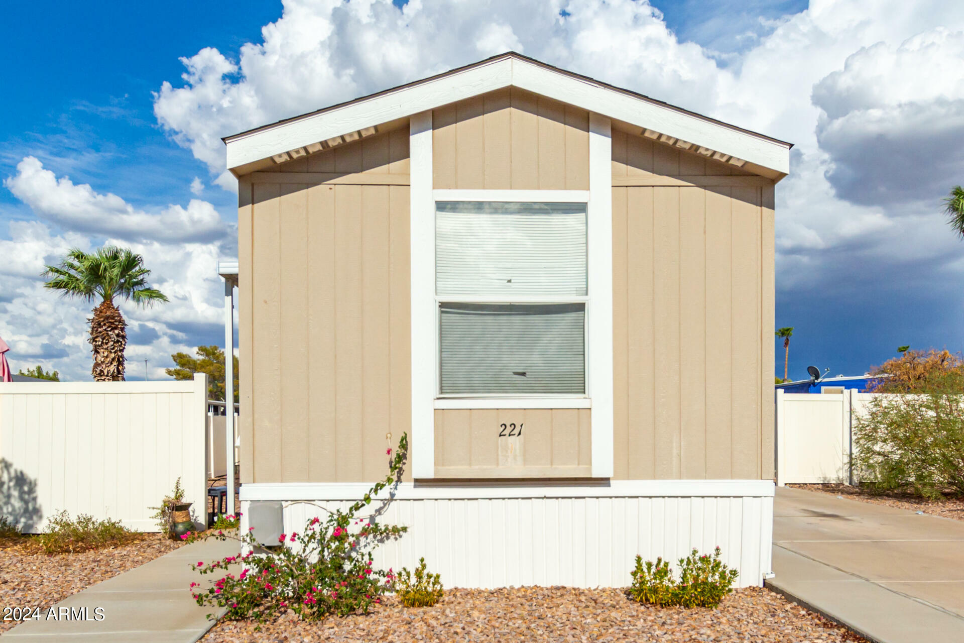 Property Photo:  201 S Greenfield Road 221  AZ 85206 