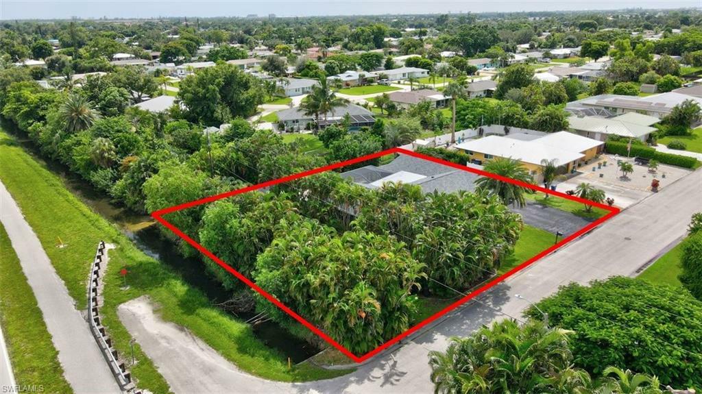 Property Photo:  3510 Knollwood Rd  FL 33919 